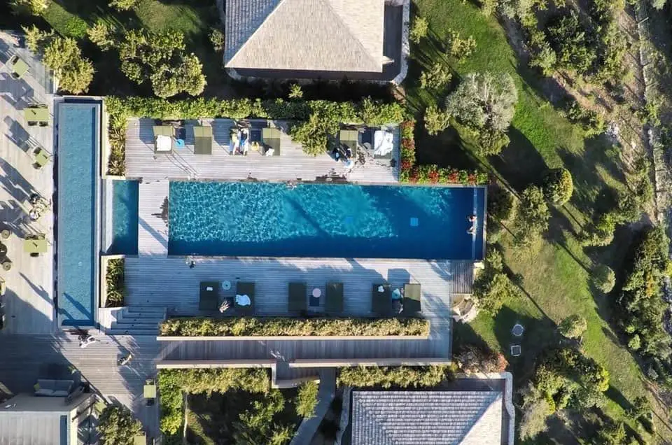 Hotel corse piscine